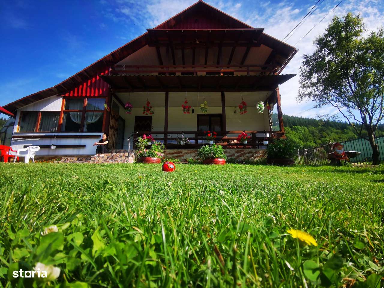 Vila Lepsa - Imagine principală: 3/20