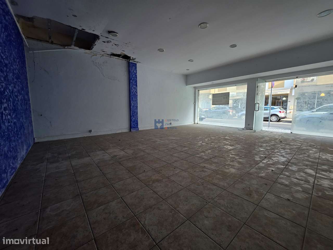 Lojas para comércio/habitação em Ourém-5