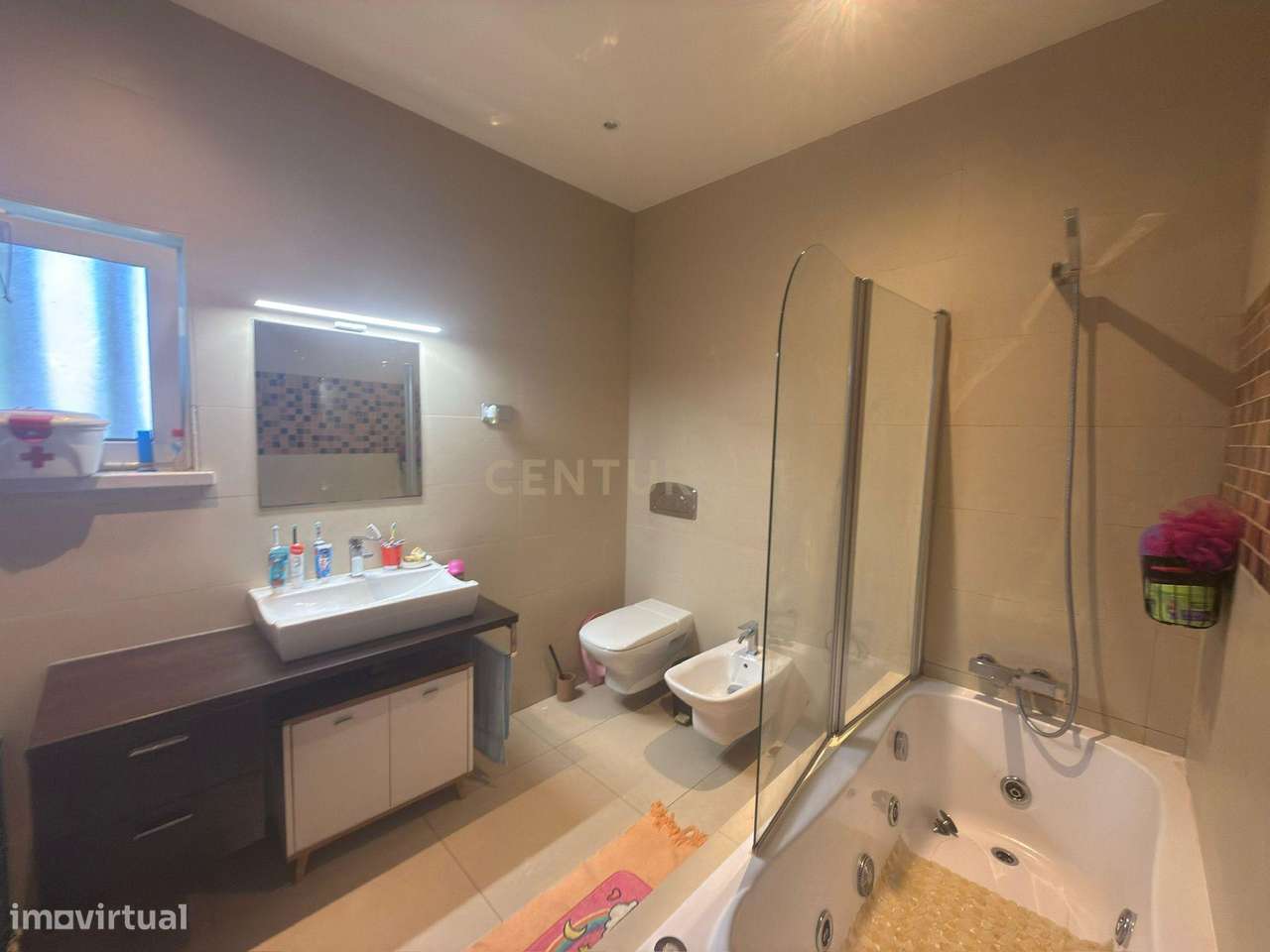 Moradia em Meia Via, Torres Novas-14