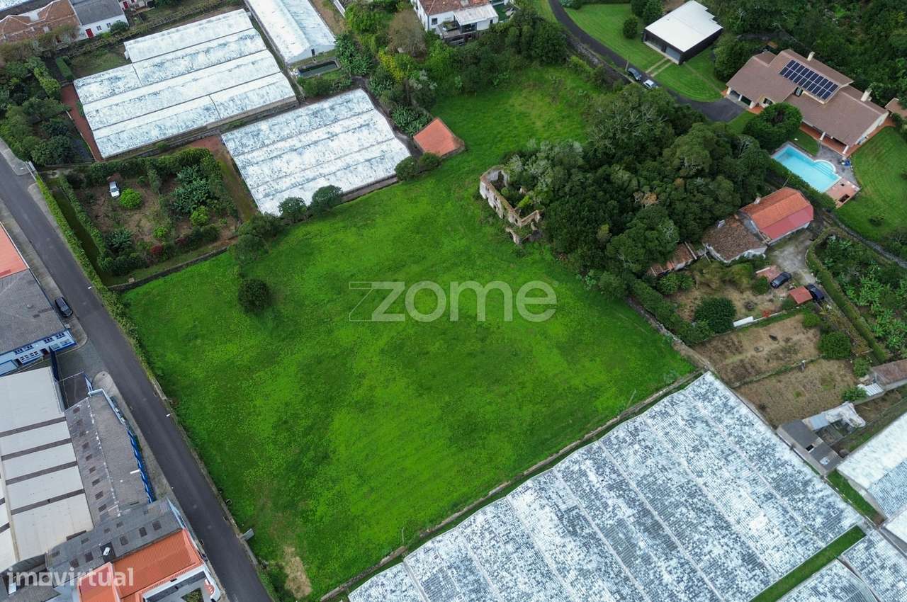 Terreno Rústico com Enquadramento Urbano – 7.920 m² – Ponta Delgada... - Grande imagem: 3/14