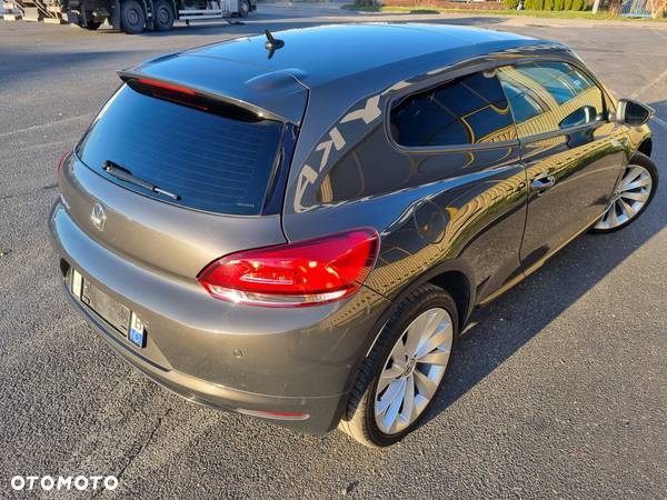 Volkswagen Scirocco 2.0 TDI - 11