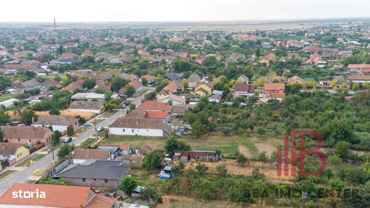 Teren intravilan în suprafață de 1691 mp-2