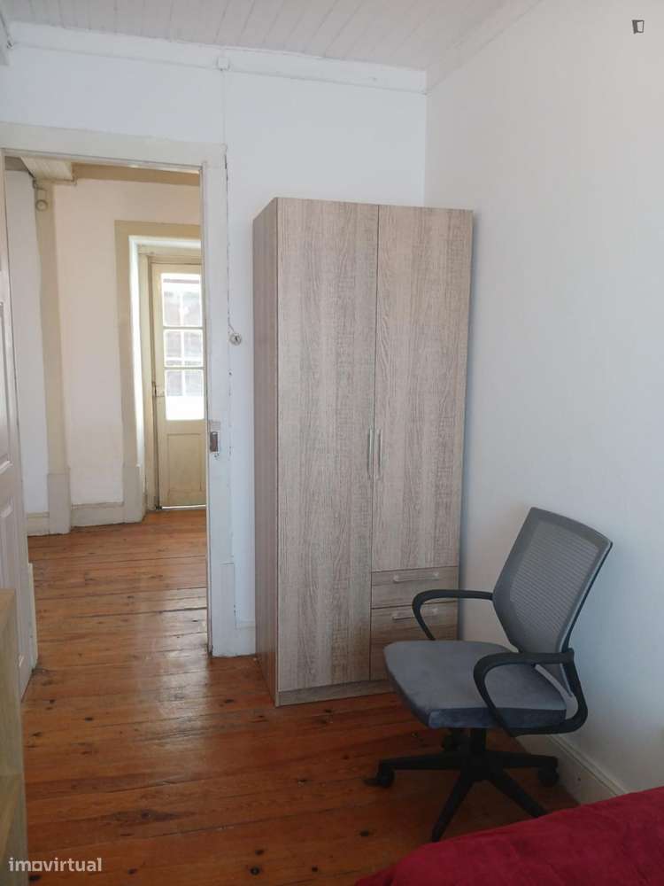 Quarto - localizado em São Jerónimo Coimbra - Grande imagem: 3/10