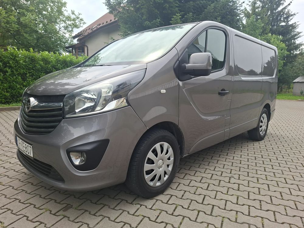 Opel Vivaro 2015