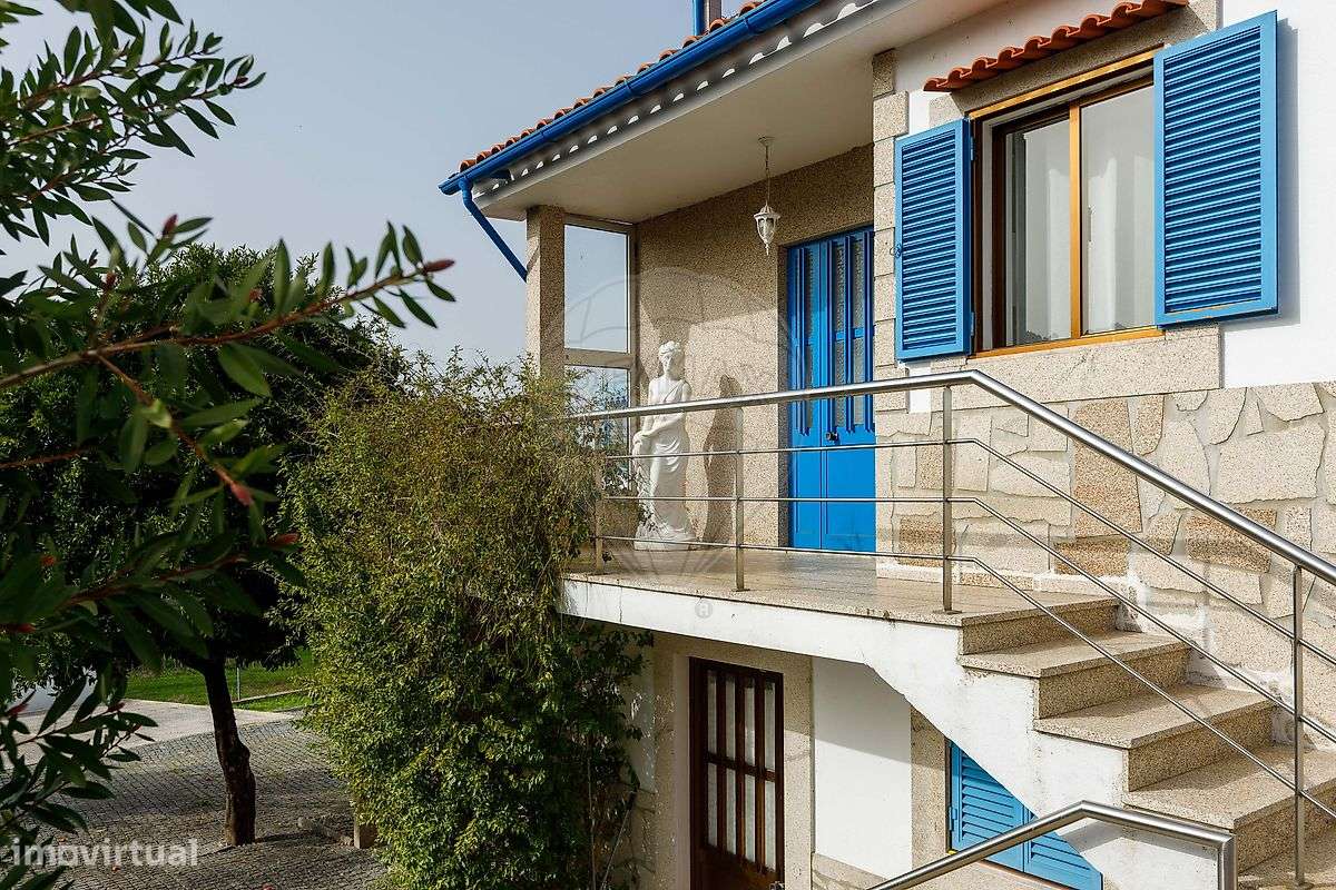 Moradia T8 para venda-14