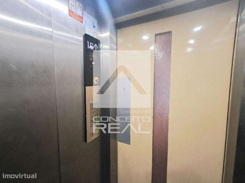 Penthouse  - c/ Terraço 360º  - Privacidade Total - Piscina - Boavista-3