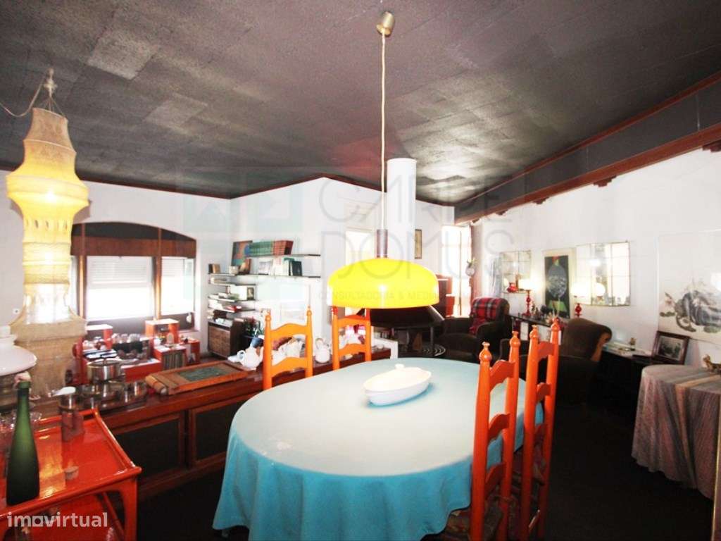 Moradia T6, lote 915m2, próxima da praia, na Parede, Cascais-17