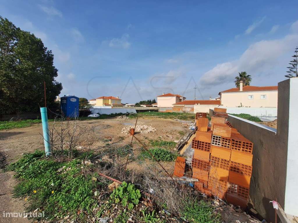 Moradia T3 térrea com piscina e garagem - Grande imagem: 3/9