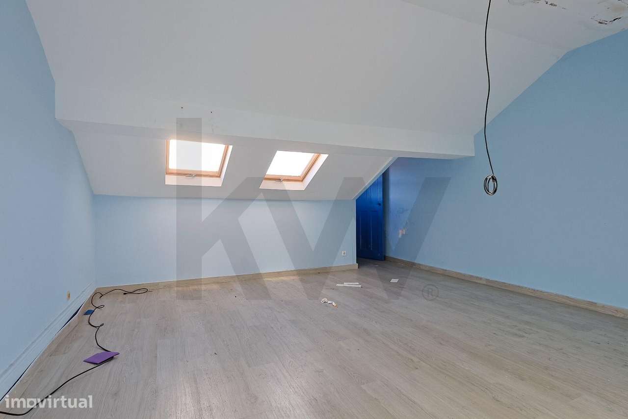 Prédio mais terreno nas Antas, Porto - Grande imagem: 4/49