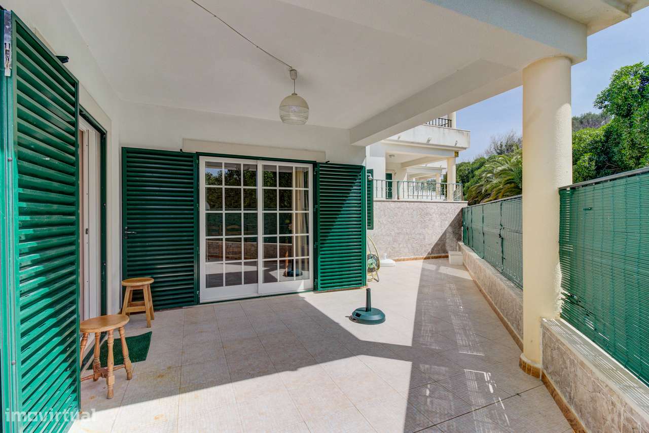 MORADIA A 2 MINUTOS DA PRAIA DO SUL - Grande imagem: 3/44