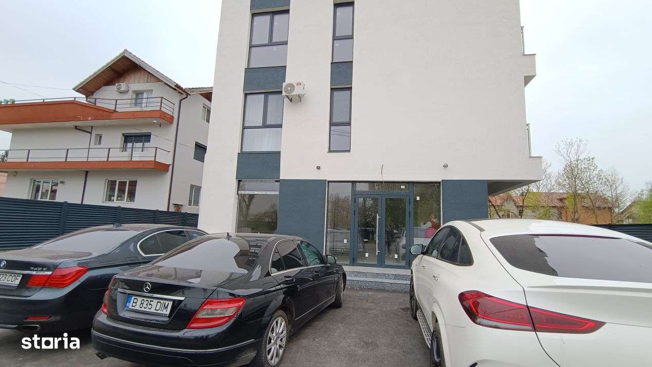 Spatiu Comercial Stradal langa strada Uverturi - Imagine principală: 1/9