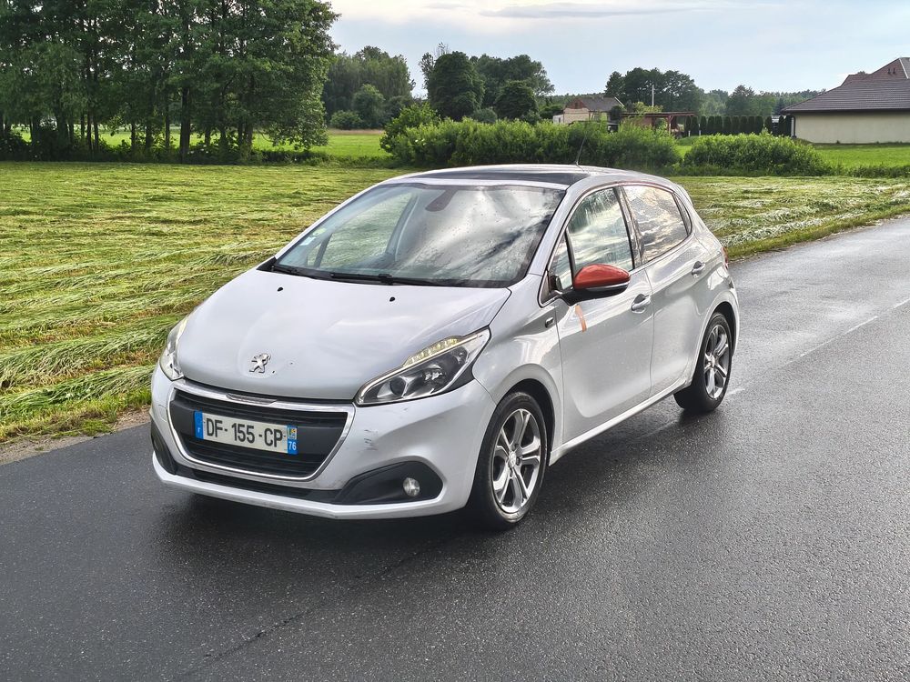 Peugeot 208 I 1.6 BlueHDi Allure S&S 2014