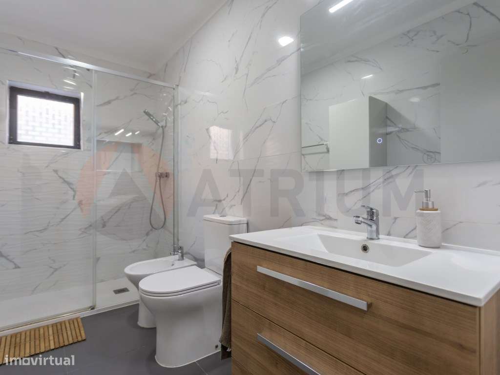 Harmonioso Apartamento com arrecadação-12