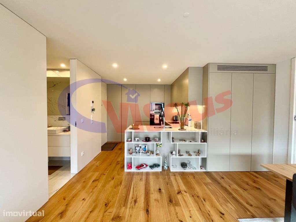 Apartamento T2 Espinho Rua 5-10