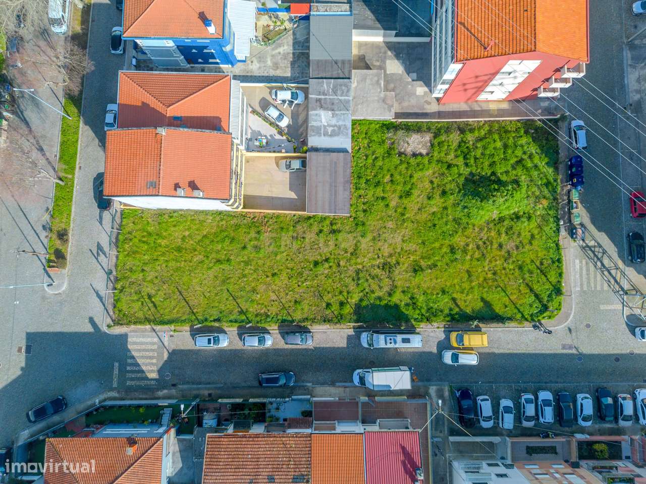 Terreno (804m²) para Construção de edifício de habitação em  Rio Tinto - Grande imagem: 4/16