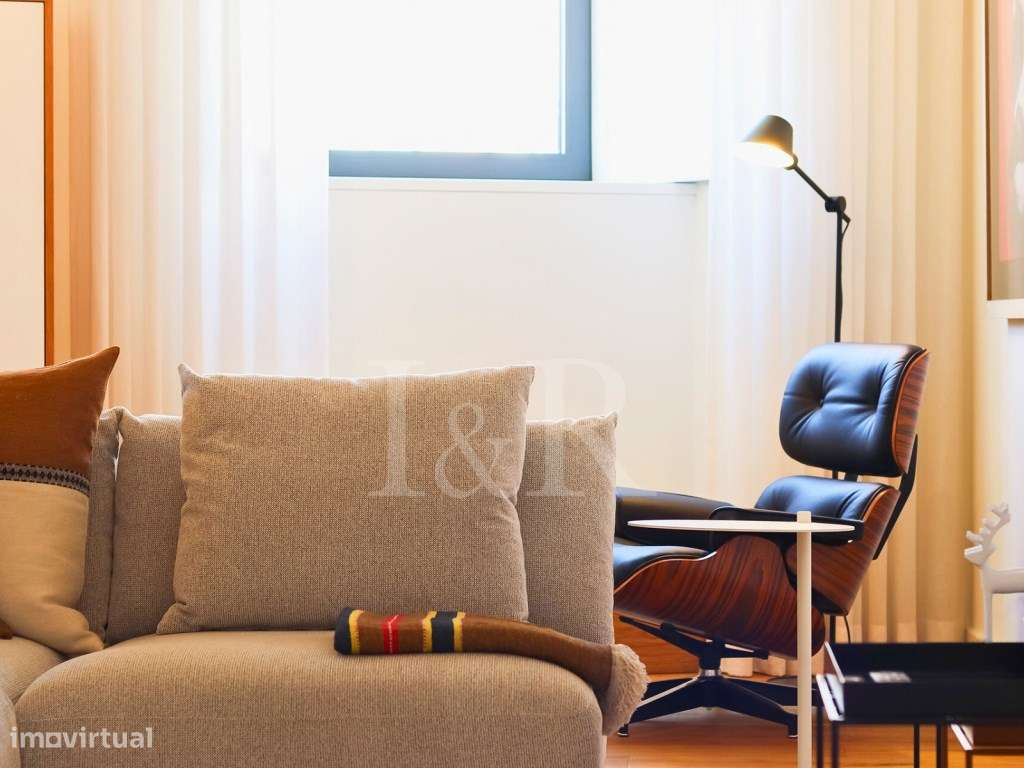 Apartamento T3 com estacionamento perto da Torre de Belém - Grande imagem: 4/48