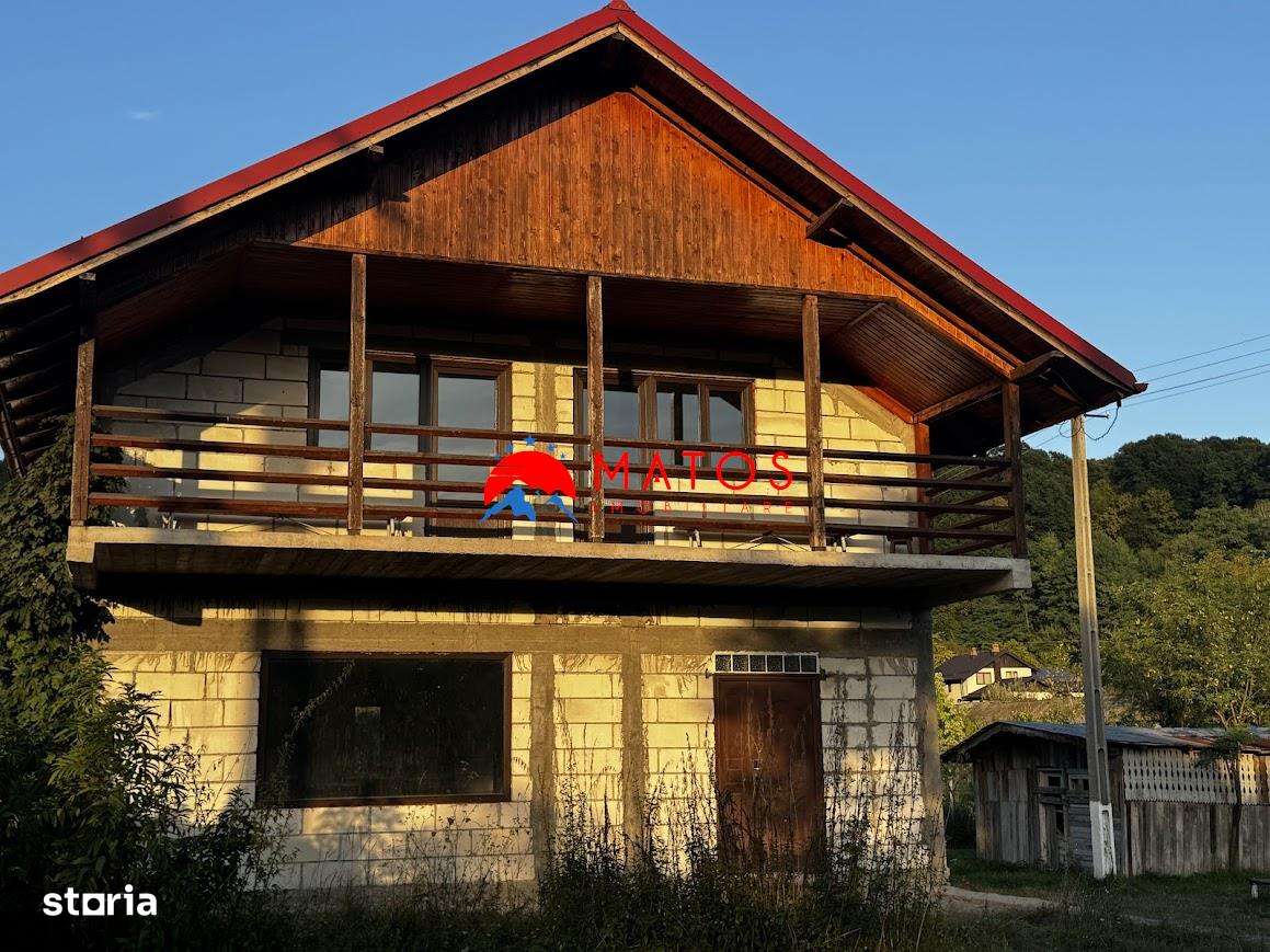 Casa de vânzare în Varbilau, la granita cu Alunis – teren 1921 mp locu - Imagine principală: 2/7