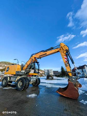 Liebherr Liebherr A914 Pierwszy właściciel tylko 4091 mth cena 350 000 netto - 15