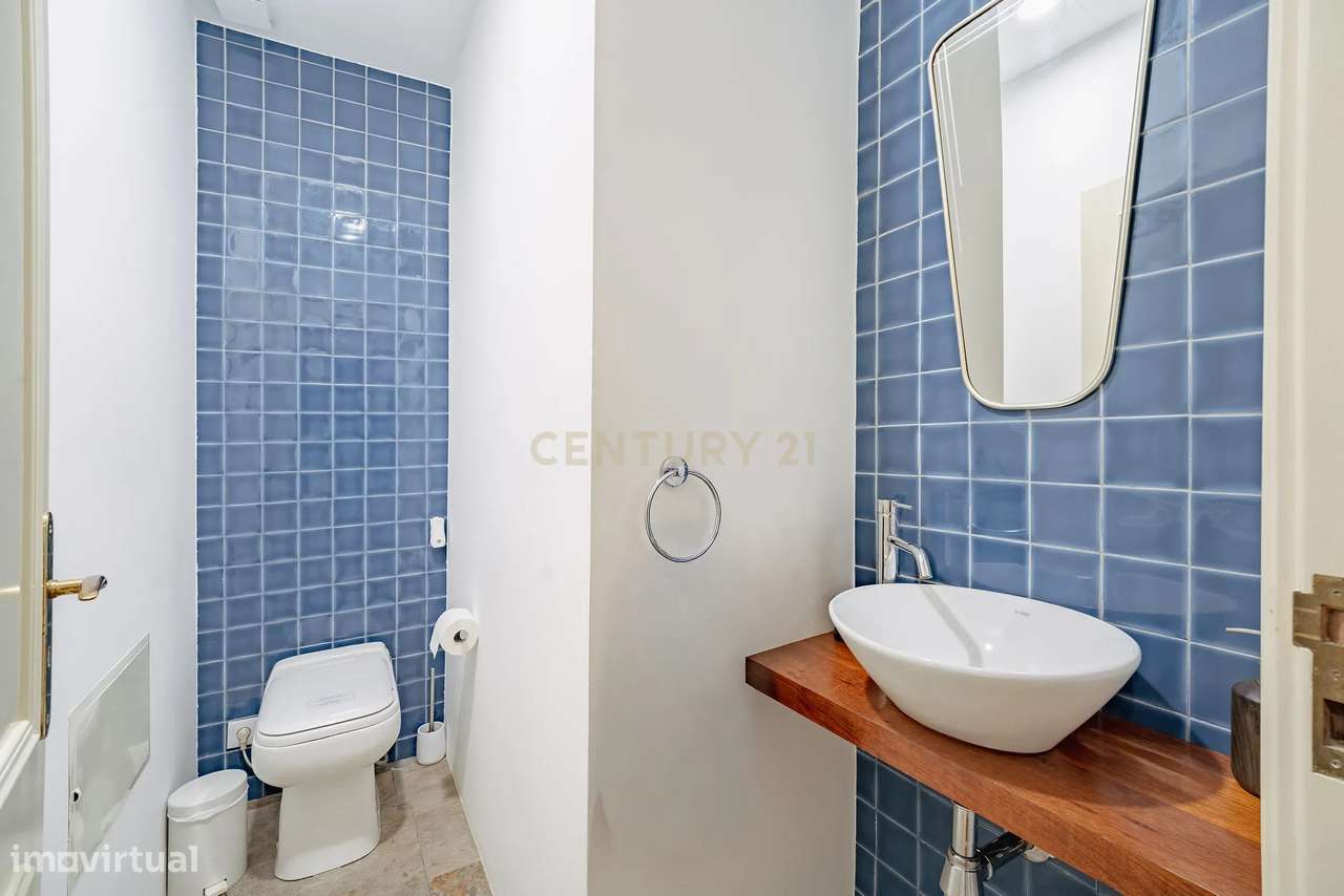 Elegante Apartamento T3 Renovado no Centro Histórico de Lisboa – Rua d-18