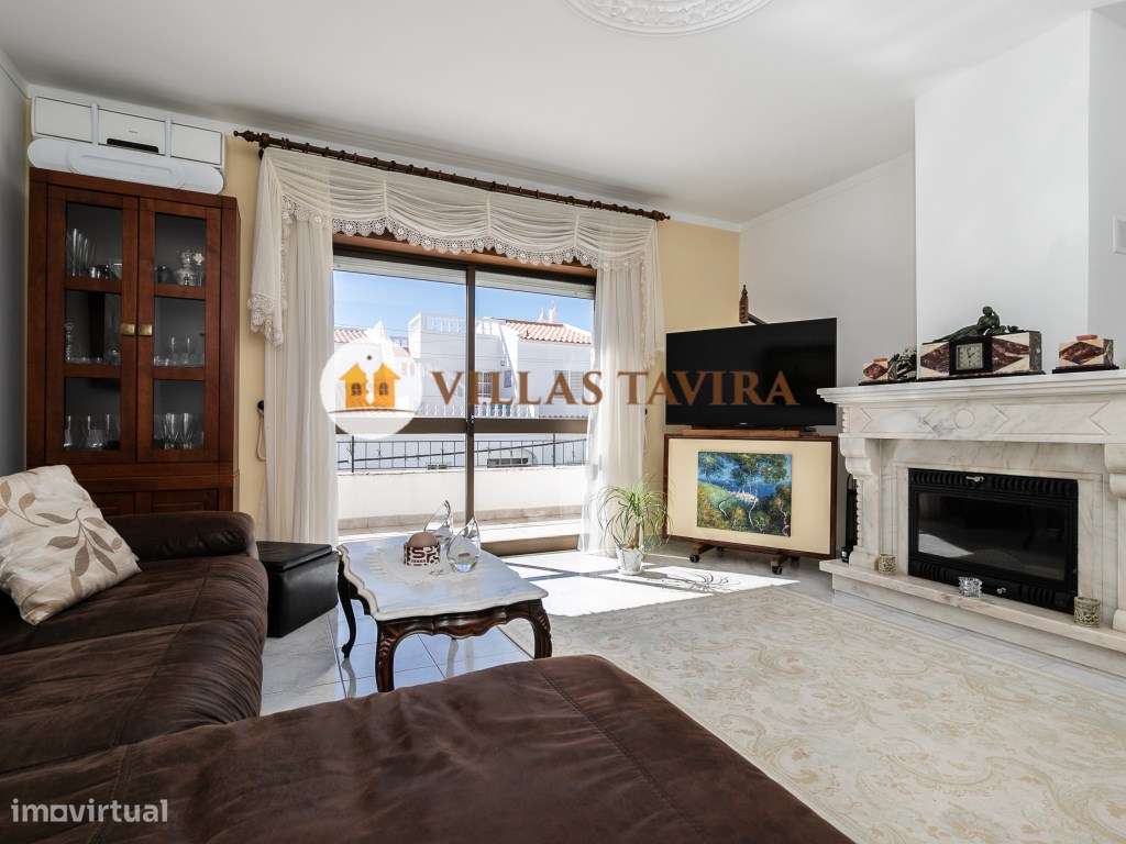 Moradia T3+1 - Centro da cidade - Com Piscina e garagem - Grande imagem: 2/60