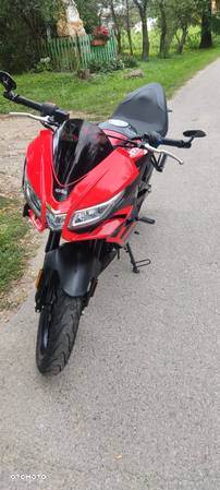 Aprilia Tuono - 10