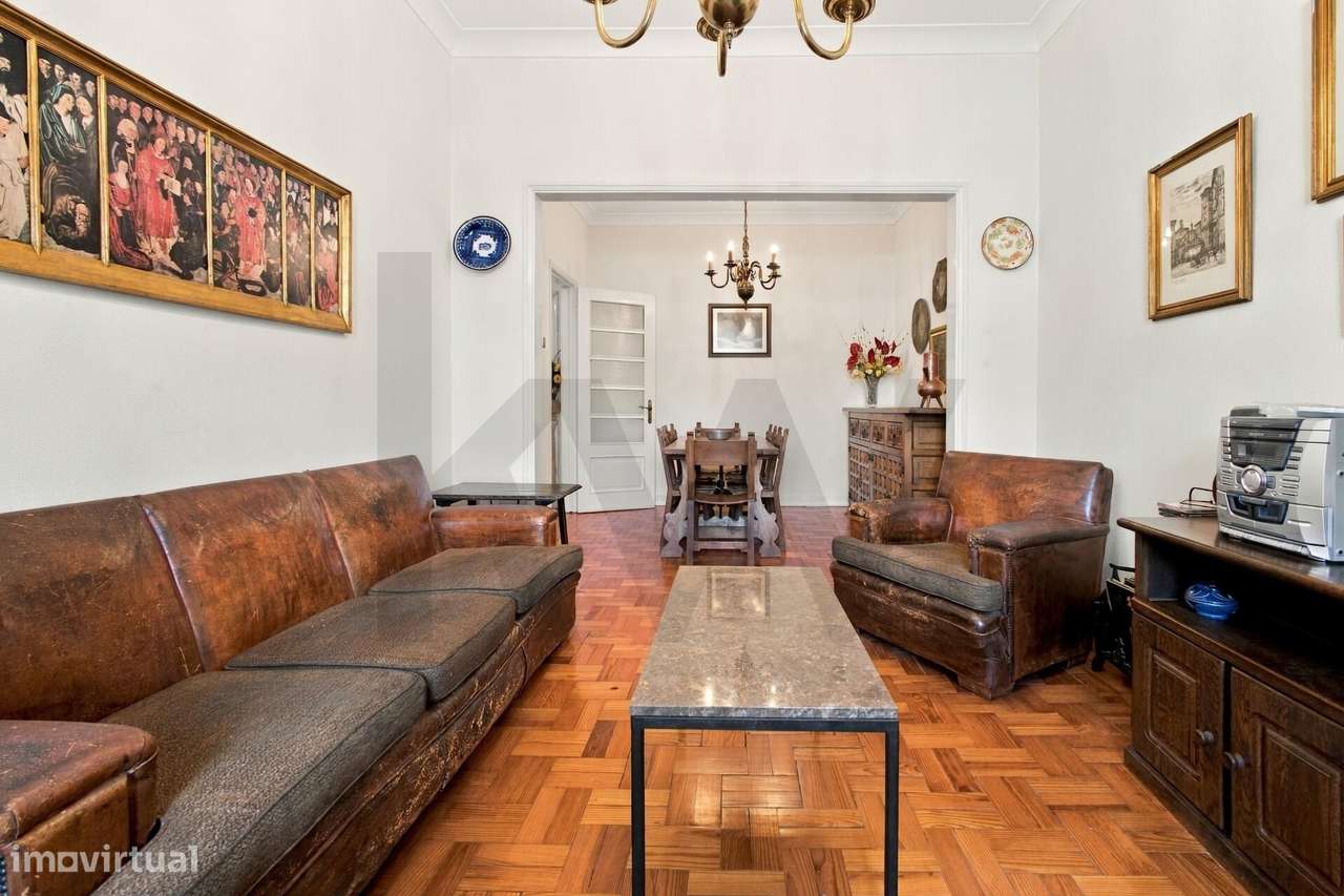O Reencontro com a Nobreza Arquitetónica: T4 Único com 150 m2 no Coraç-6