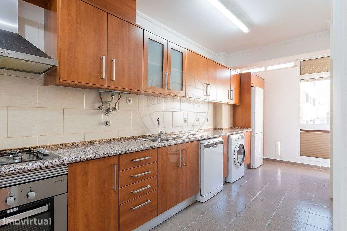 Apartamento T2 para arrendamento