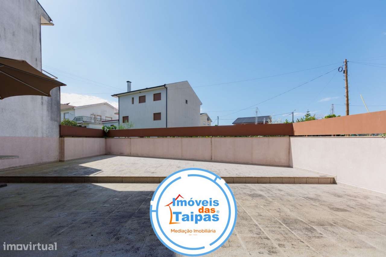 Vende-se Moradia em Barco - Guimarães-44