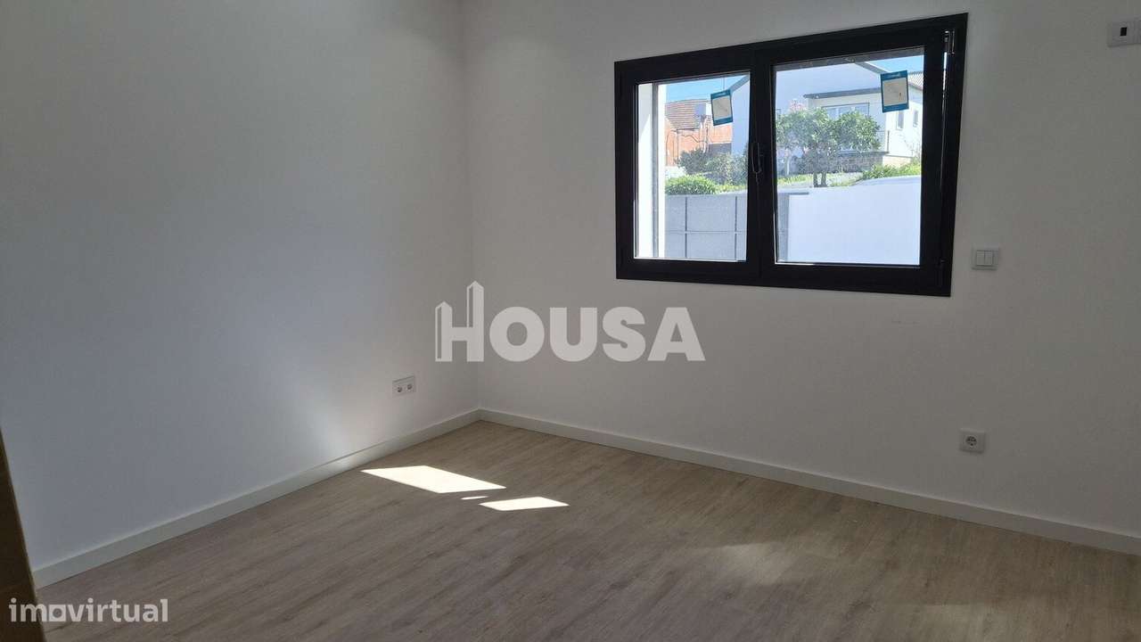 Moradia T3 Térrea Geminada – NOVA-45