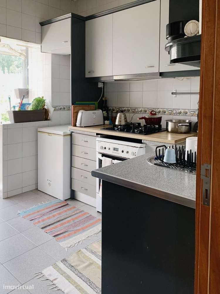 Arrenda-se T2+1 nas Antas em excelentes condições - Grande imagem: 2/9