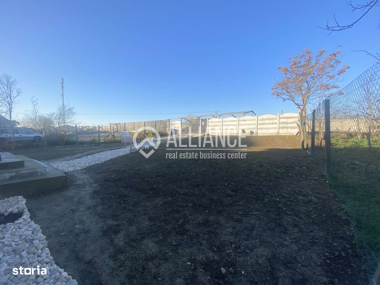 Castelu (COD 07) Casă 4 camere cu teren de 625 mp-11