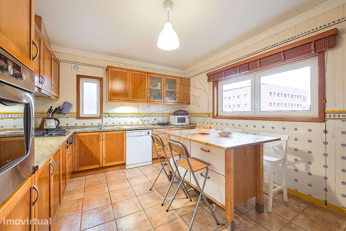 Moradia T4 para venda - Grande imagem: 3/26