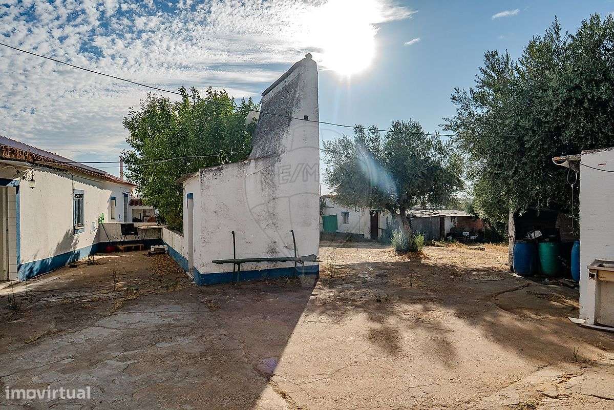 Moradia T5 para venda - Grande imagem: 4/6