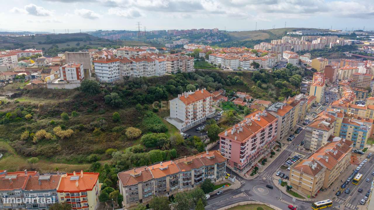 Apartamento T2 com varanda e vista desafogada-22