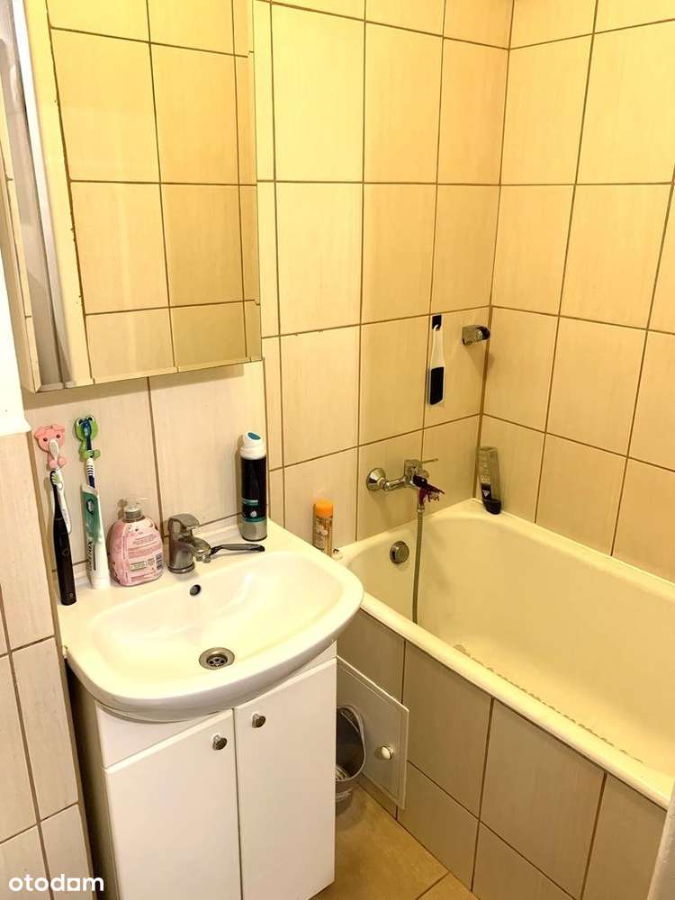 Kawalerka ścisłe centrum ul. Chmielna-12