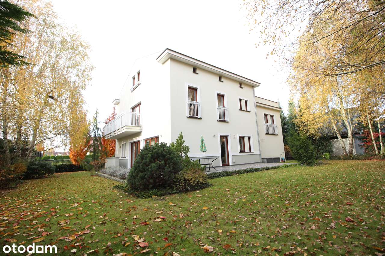 Strzeszyn Willa 400m2, nowoczesna i klasyczna.-18