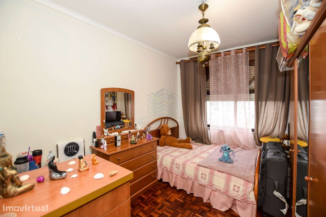 Apartamento T3 com Garagem - Entroncamento-16