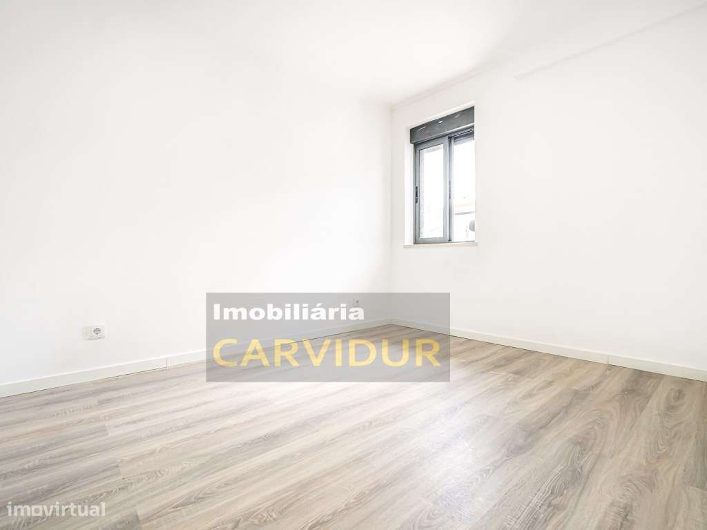 Baixa da Banheira Remodelação total R/C com quintal e anexo-16