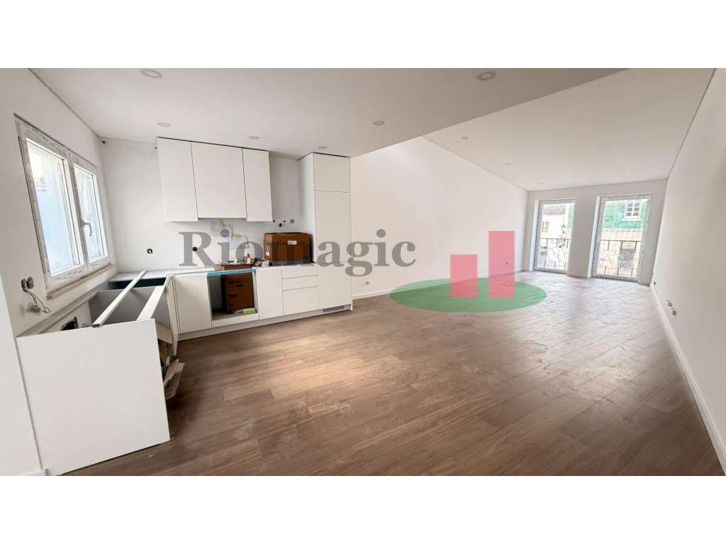 Apartamento T2 Rio Maior***RIOMAGIC***-5
