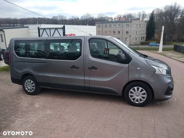 Renault Trafic Grand SpaceClass 1.6 dCi - 18