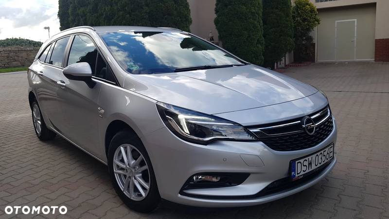 Opel Astra V 1.0 T Dynamic S&S - 10