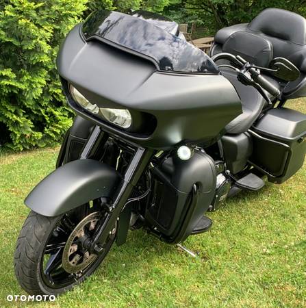 Harley-Davidson Touring Road Glide - 19