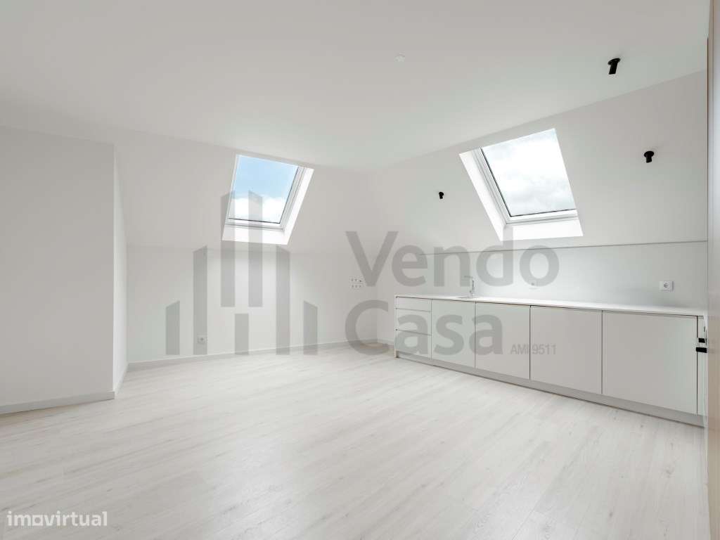 Vende-se T1 - Centro Histórico - Braga-10