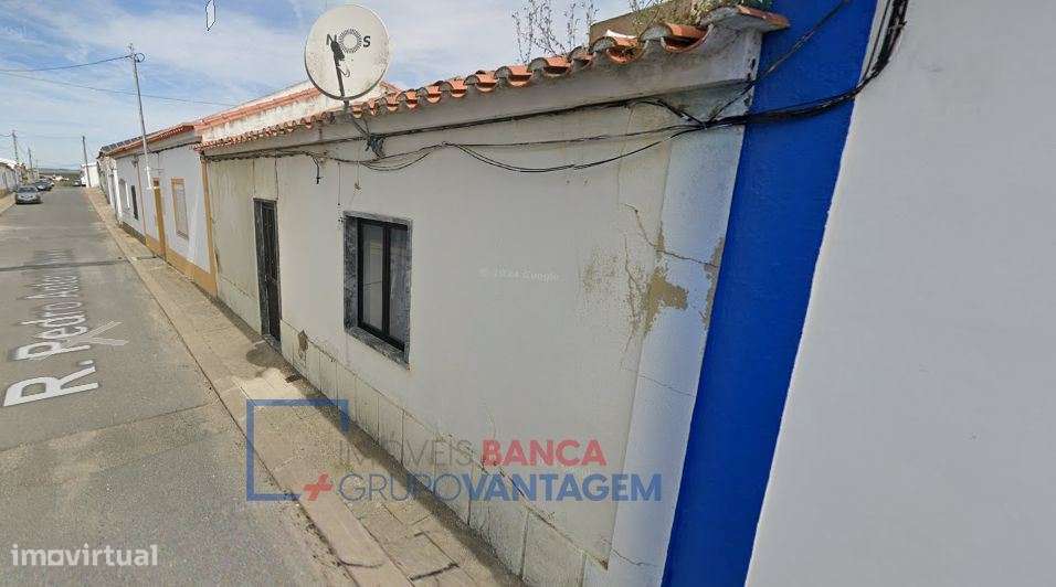 Moradia Em Banda De Tipologia T2 Em Sao Matias Beja
