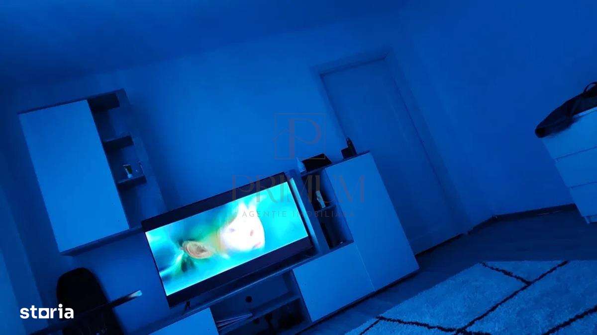 UMT - 3 CAM - DECOMANDAT - ETJ.2 - 2 BAI -  RENOVATMOBILAT - CENTRALA - Imagine principală: 4/11