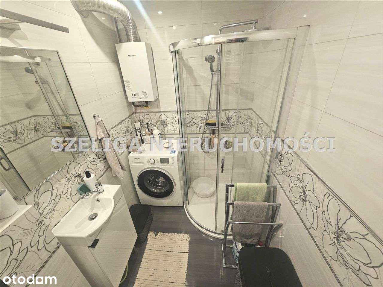 Okol. Brzozowej, C.O. Miejskie, Loggia-9