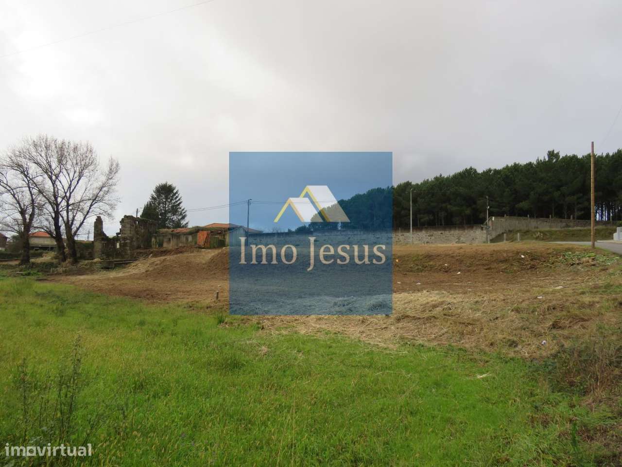 Terreno para construção com 3000 metros em Perosinho-9