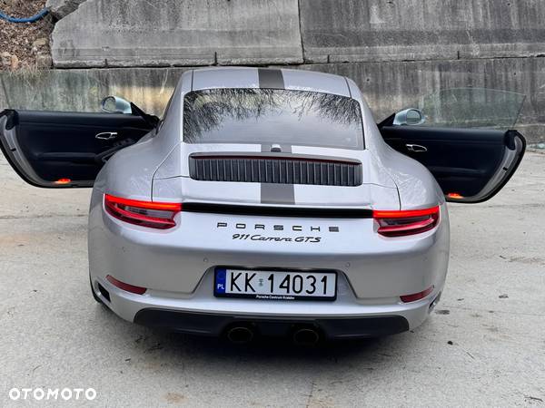 Porsche 911 Carrera GTS PDK - 6