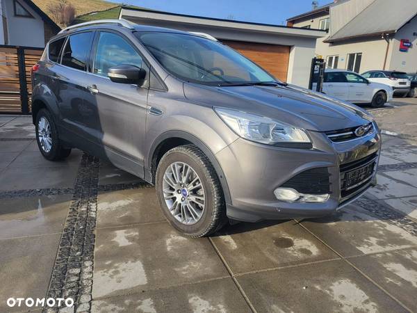 Ford Kuga 2.0 TDCi 4WD Titanium - 2