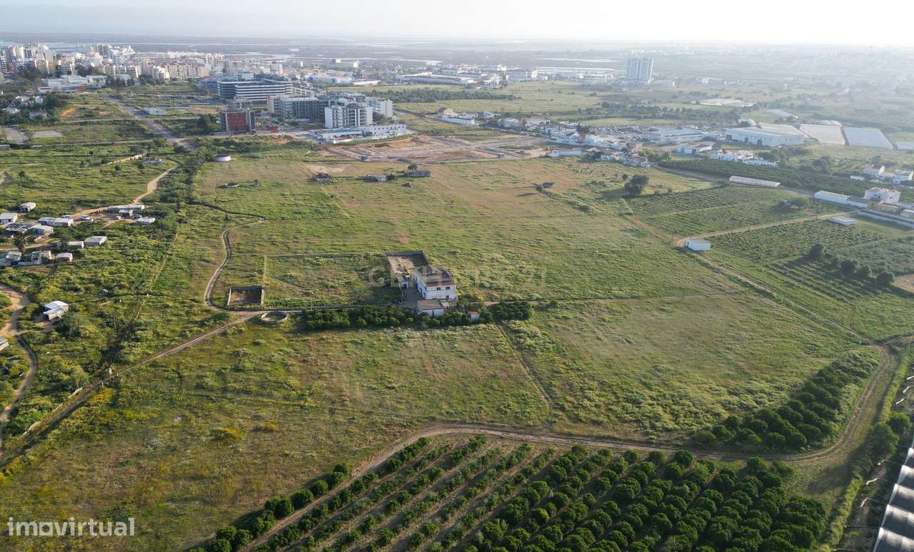 Terreno para construção - Grande imagem: 2/6